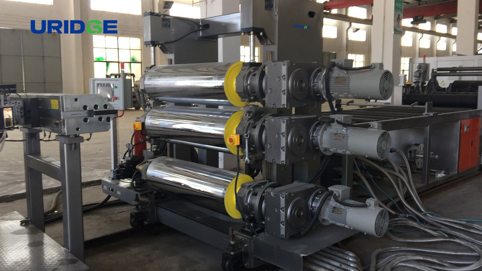 Single & Multi-Layer Sheet Extrusion Line – PVC, HDPE, PP, PS, ABS